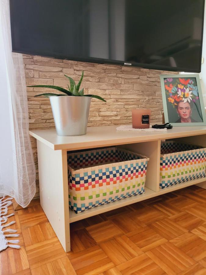 Apartament Dolly Airport *
