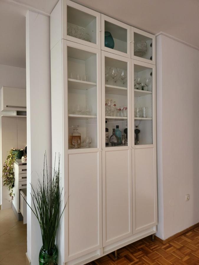 Dolly Airport Apartament